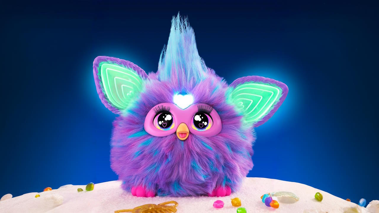 Le Furby 2023 dans sa version Violet.