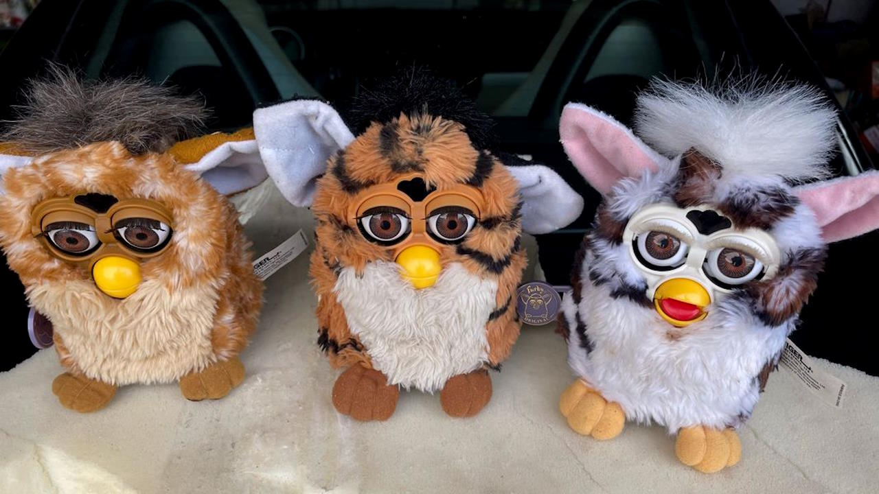 Les premiers Furby sortis en 1998.