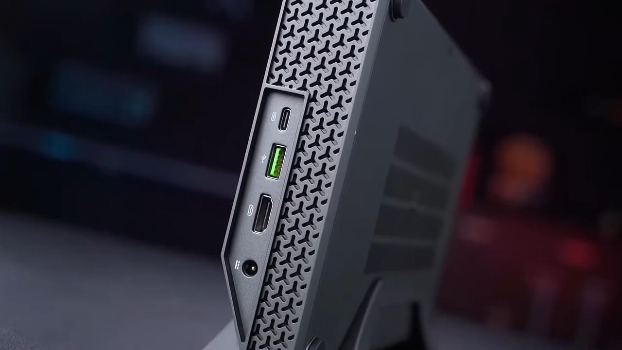 Le mini PC gamer Thunderobot Mix offre une connectique HDMI pour y brancher son moniteur.