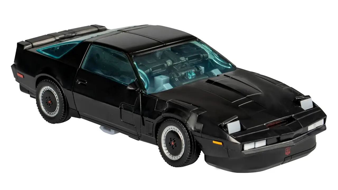 Le Transformers Knight Rider (K2000) transformé en voiture K.I.T.T..