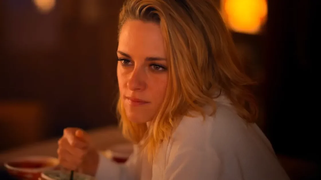Kristen Stewart interprète une bouée douée d'intelligence dans le film Love Me.