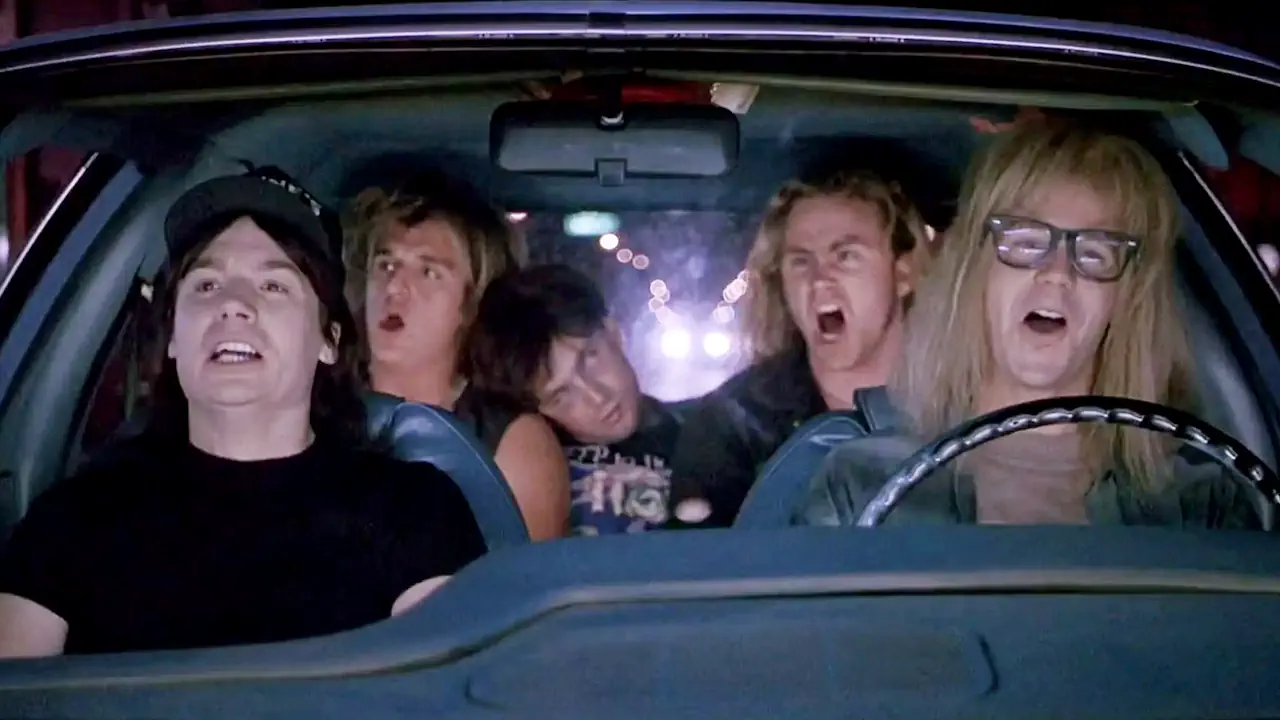 La scène culte de Wayne's World dans la Garth Mobile avec le titre Bohemian Rhapsody de Queen.