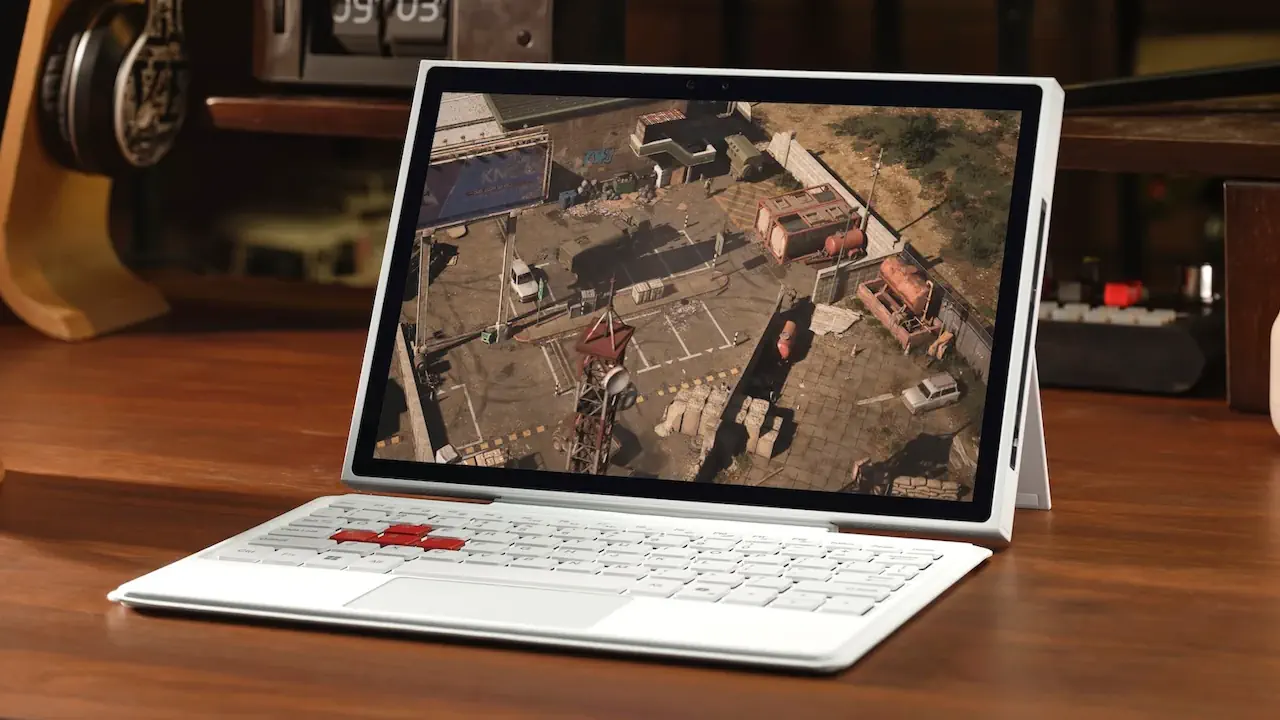 Avec son écran 3D sans lunettes, sa connectique complète et son clavier optionnel, l’Abxylute 3D One se rapproche d’un mini-PC Windows. Un appareil hybride pensé pour les passionnés de technologie et d’affichage immersif.