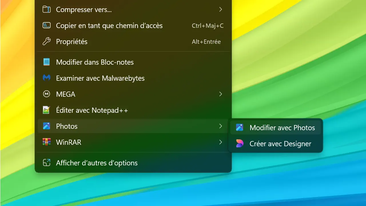 L’outil de suppression d’arrière-plan est accessible en quelques clics via un clic droit sur une image ou directement depuis l’application Photos. Son accès rapide et sans configuration le rend utilisable immédiatement, même pour les débutants.